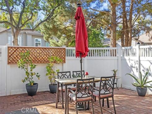 24382  Larchmont  66  Court, Laguna Hills, CA