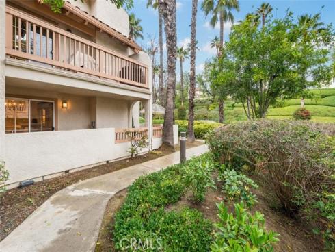 24361  Conejo  4 , Laguna Hills, CA