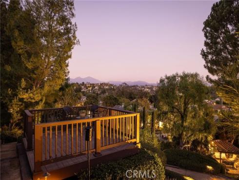 27381 Lost Trail Drive, Laguna Hills, CA