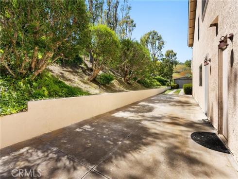 25631 Rangewood Road, Laguna Hills, CA