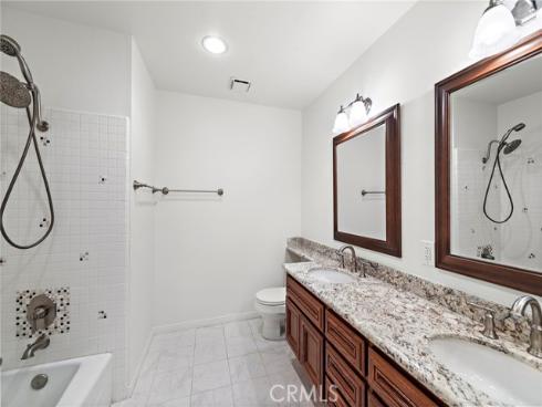 25122 Black Horse Lane, Laguna Hills, CA