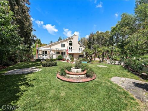 25122 Black Horse Lane, Laguna Hills, CA