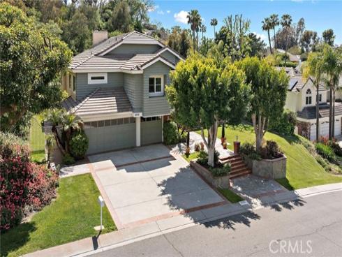 25122  Black Horse   Lane, Laguna Hills, CA