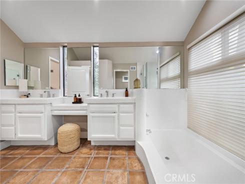 24572 Wembley Circle, Laguna Hills, CA