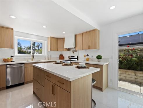 25082 Ericson Way, Laguna Hills, CA