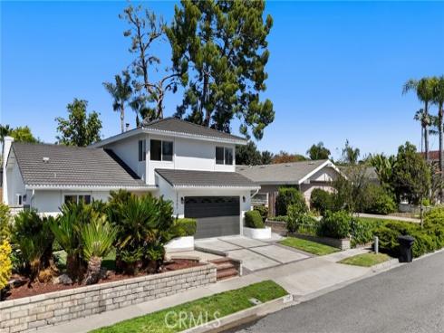 25082 Ericson Way, Laguna Hills, CA