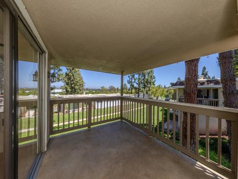 23342 Caminito Juanico 304 , Laguna Hills, CA