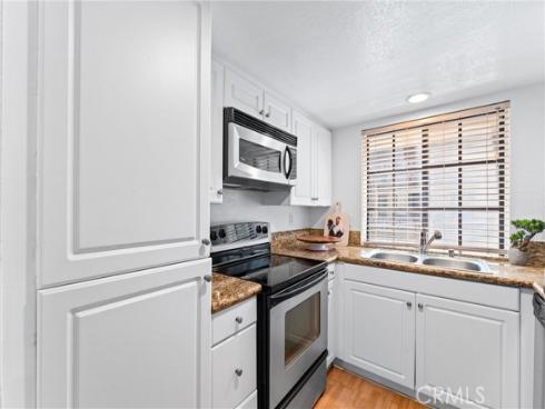 25541 Indian Hill P Lane, Laguna Hills, CA