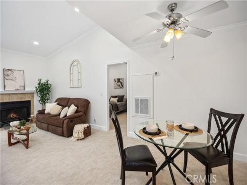 25621 Indian Hill G Lane, Laguna Hills, CA