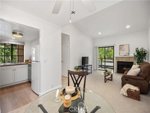 25621 Indian Hill G Lane, Laguna Hills, CA