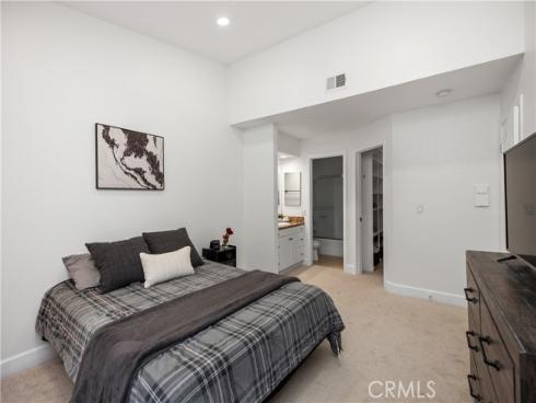 25621 Indian Hill G Lane, Laguna Hills, CA