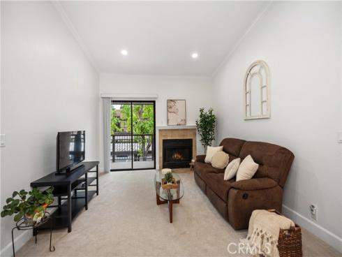 25621 Indian Hill G Lane, Laguna Hills, CA