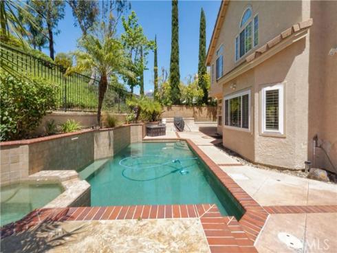 25792 Maple View Drive, Laguna Hills, CA