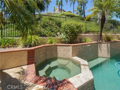 25792 Maple View Drive, Laguna Hills, CA
