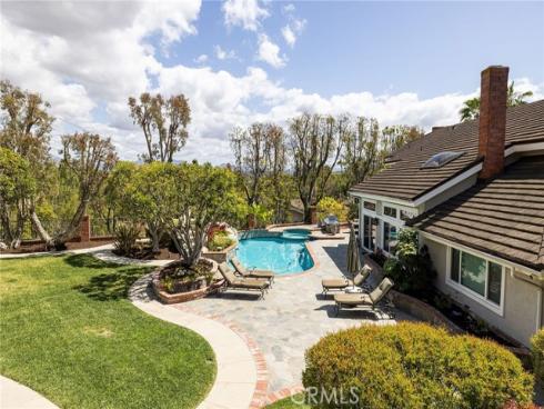 25611 Rangewood Road, Laguna Hills, CA
