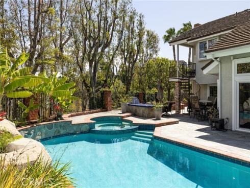 25611 Rangewood Road, Laguna Hills, CA