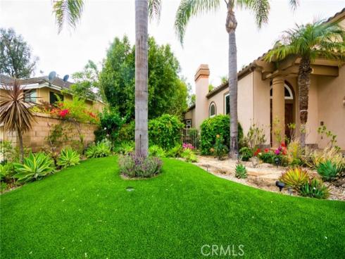 26821 Moore Oaks Road, Laguna Hills, CA
