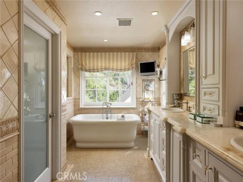 24992  Buckskin   Drive, Laguna Hills, CA