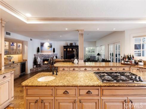 24992  Buckskin   Drive, Laguna Hills, CA