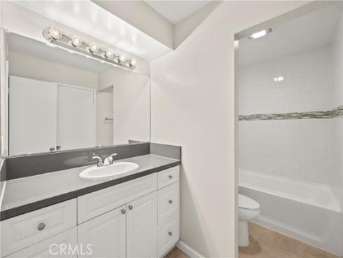 22271 Caminito Danubo , Laguna Hills, CA