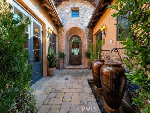 25492 Spotted Pony Lane, Laguna Hills, CA