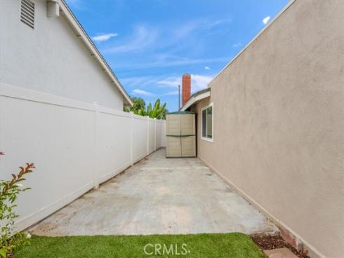 25022 La Suen Road, Laguna Hills, CA