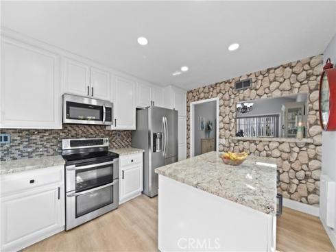 25261 Grissom Road, Laguna Hills, CA