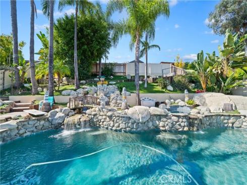 25261 Grissom Road, Laguna Hills, CA