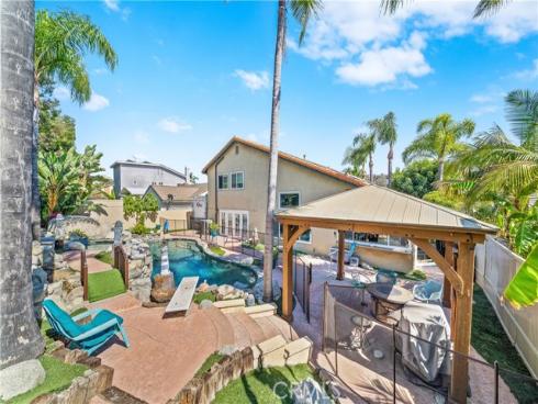 25261 Grissom Road, Laguna Hills, CA