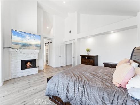 27088  Ironwood Drive  , Laguna Hills, CA