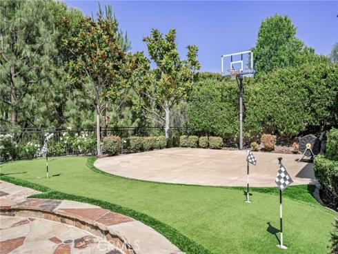 25291 Derbyhill Drive, Laguna Hills, CA