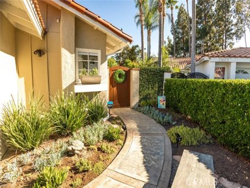 25065 Sunset Place, Laguna Hills, CA