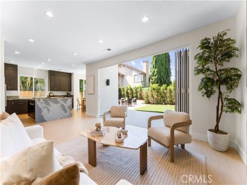 24876 Avenida Avalon , Laguna Hills, CA