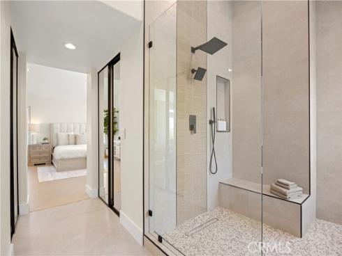 24876 Avenida Avalon , Laguna Hills, CA