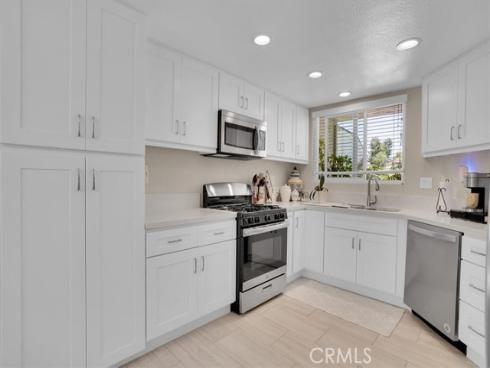 12  Sparrow Hill   Lane, Laguna Hills, CA