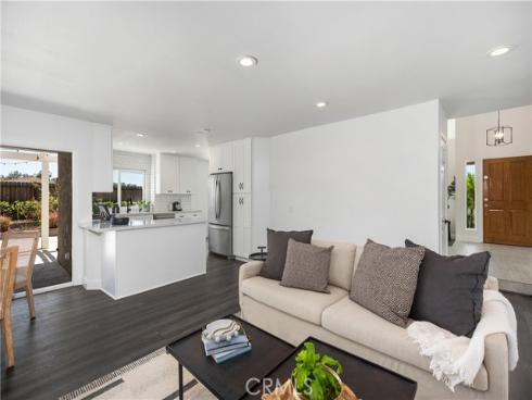 24532 La Cienega Street, Laguna Hills, CA