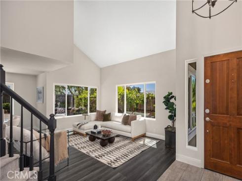 24532 La Cienega Street, Laguna Hills, CA