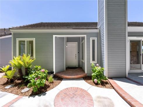 1 Indian Hill Lane, Laguna Hills, CA