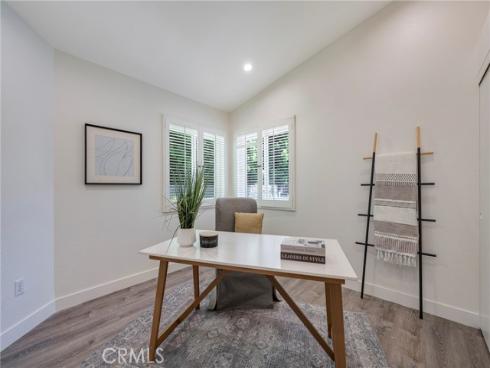 1 Indian Hill Lane, Laguna Hills, CA