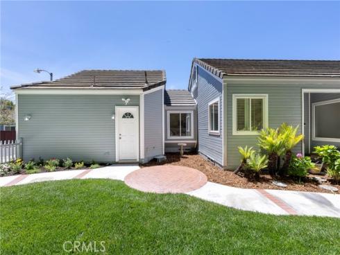 1 Indian Hill Lane, Laguna Hills, CA