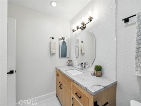 24901 Del Monte Street, Laguna Hills, CA