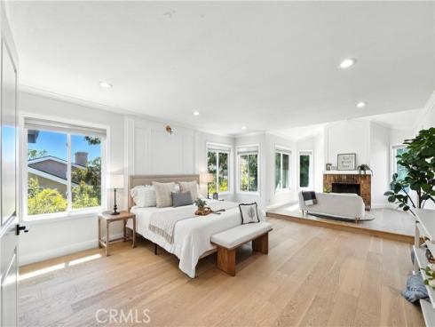 24901 Del Monte Street, Laguna Hills, CA