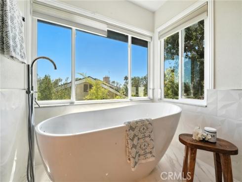 24901 Del Monte Street, Laguna Hills, CA