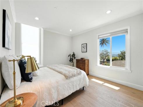 24901 Del Monte Street, Laguna Hills, CA