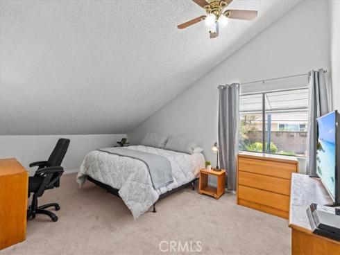 25252 Calero Avenue , Laguna Hills, CA