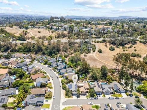 25252 Calero Avenue , Laguna Hills, CA