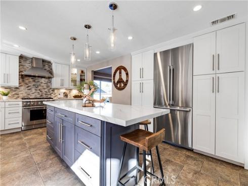 25252 Calero Avenue , Laguna Hills, CA