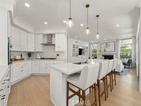 27153 Woodbluff Rd , Laguna Hills, CA