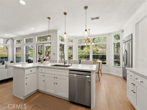 27153 Woodbluff Rd , Laguna Hills, CA