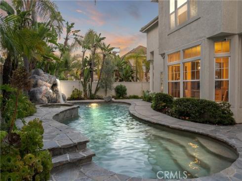 27153 Woodbluff Rd , Laguna Hills, CA